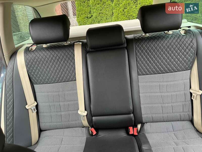 Універсал Skoda Octavia 2011 в Луцьку