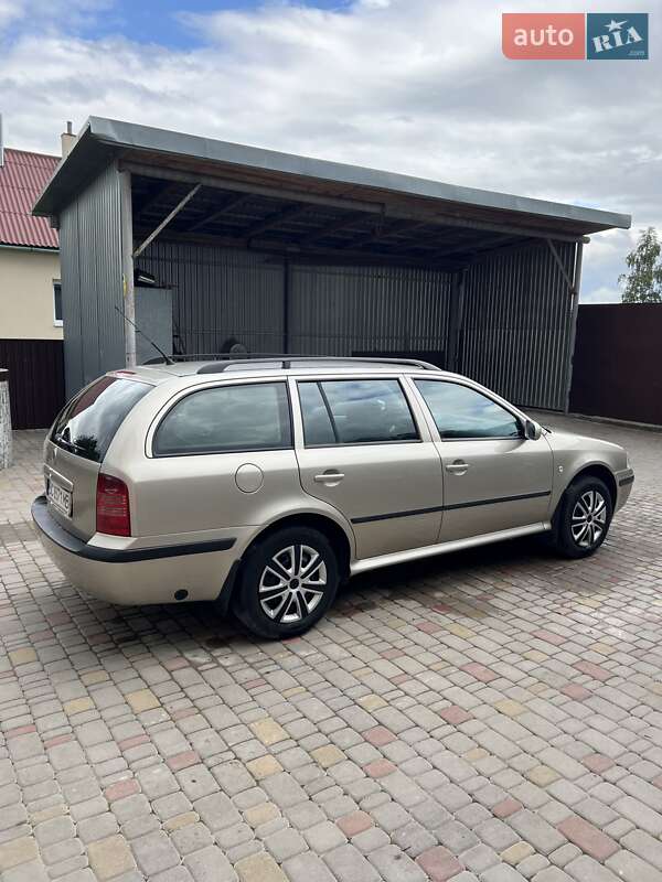 Універсал Skoda Octavia 2004 в Львові