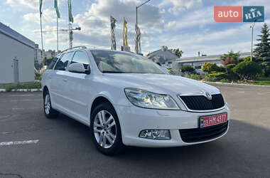 Универсал Skoda Octavia 2012 в Ровно