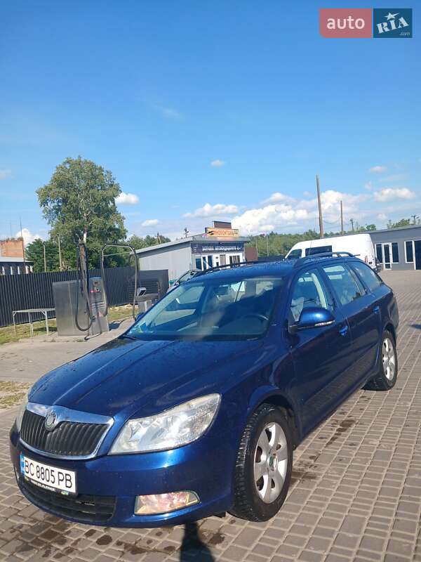 Универсал Skoda Octavia 2009 в Жовкве
