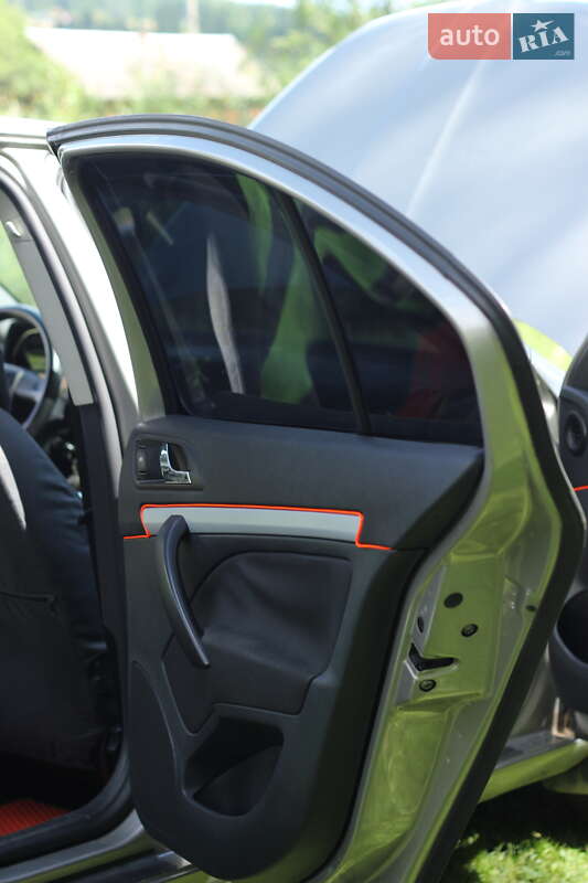 Лифтбек Skoda Octavia 2009 в Верховине