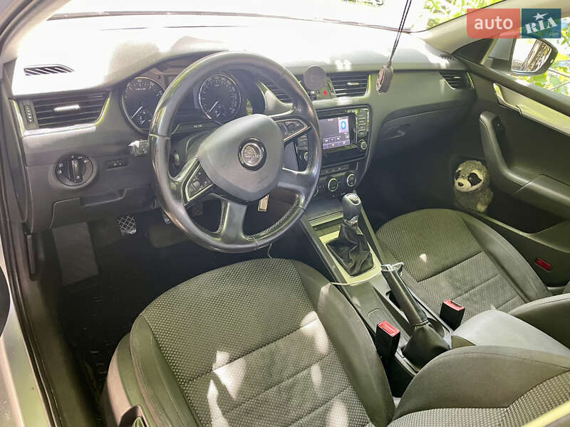 Лифтбек Skoda Octavia 2015 в Львове