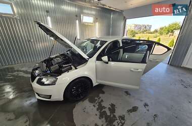 Лифтбек Skoda Octavia 2013 в 