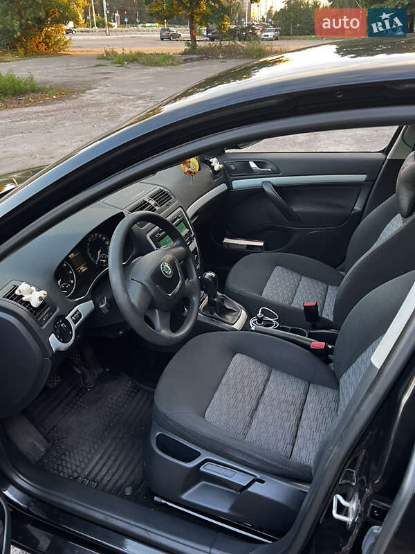 Лифтбек Skoda Octavia 2010 в Киеве
