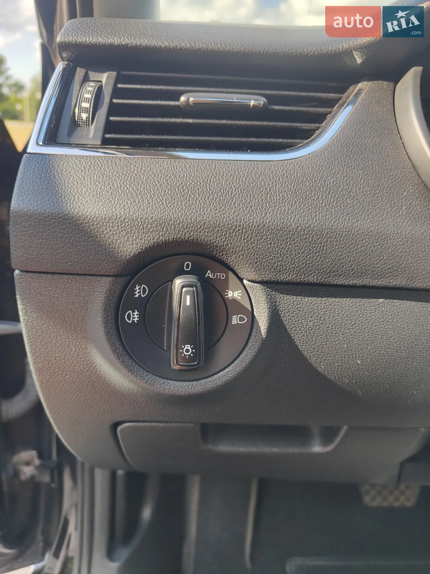 2014 Skoda Octavia - мініатюра 19