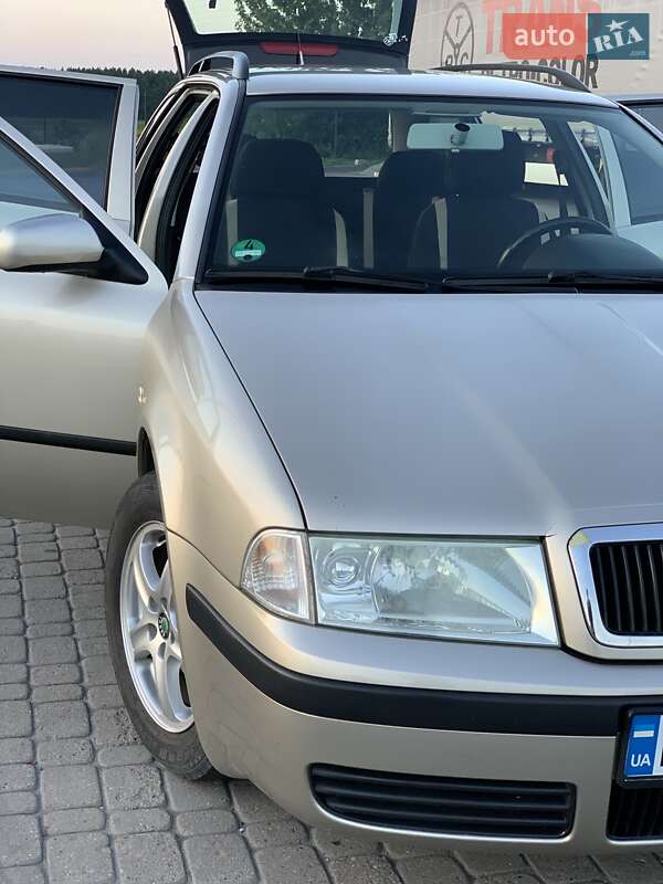 Універсал Skoda Octavia 2005 в Радивиліві