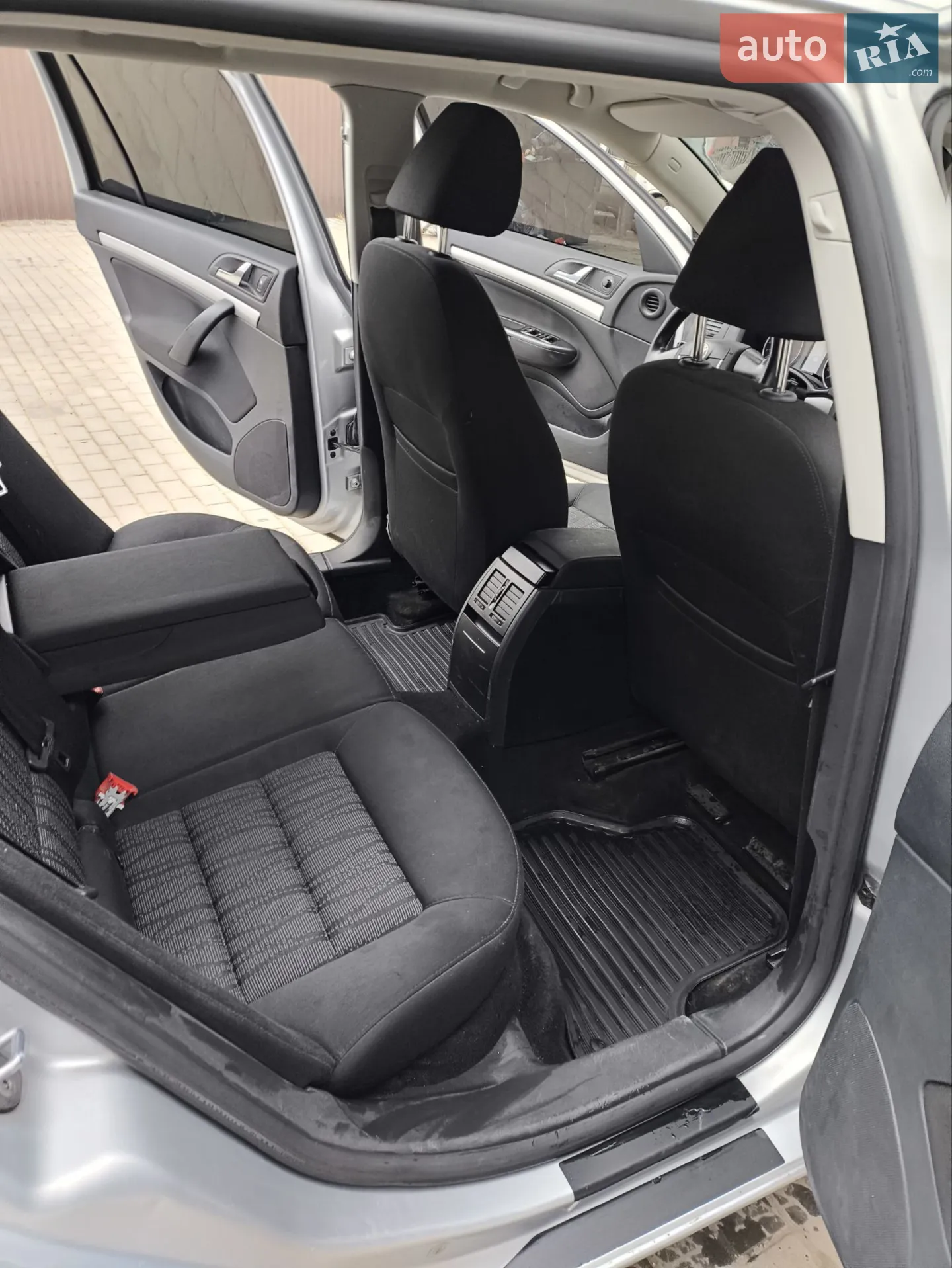 2010 Skoda Octavia - мініатюра 7