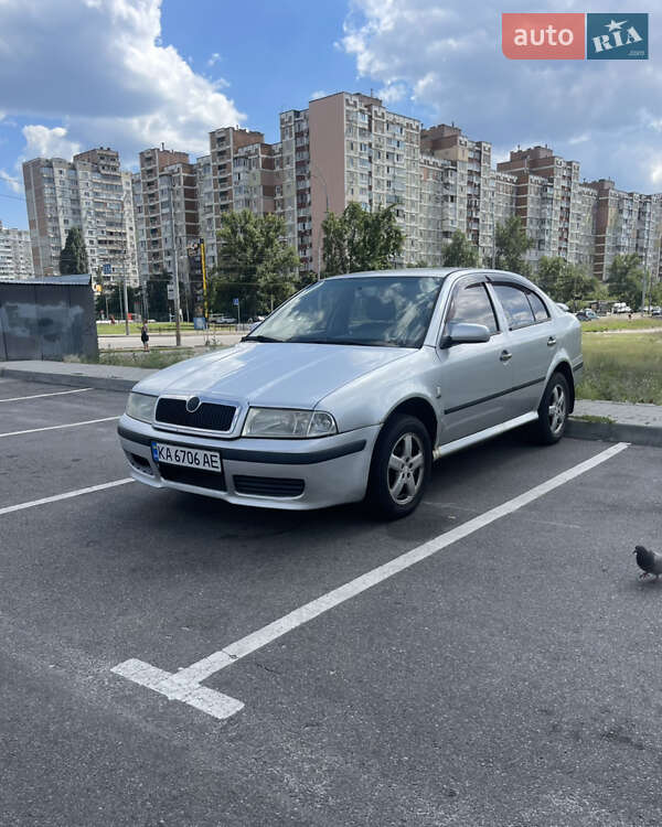 Skoda Octavia 2000