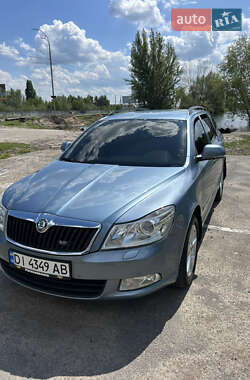 Універсал Skoda Octavia 2011 в Вишгороді