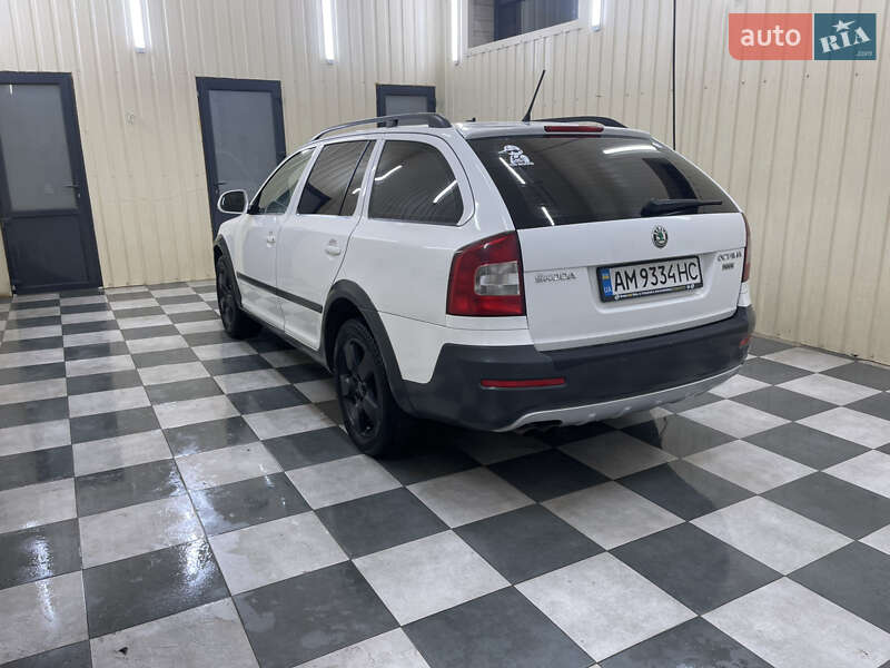 Универсал Skoda Octavia 2012 в Олевске