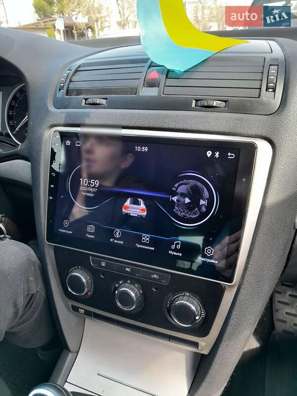 Ліфтбек Skoda Octavia 2012 в Запоріжжі