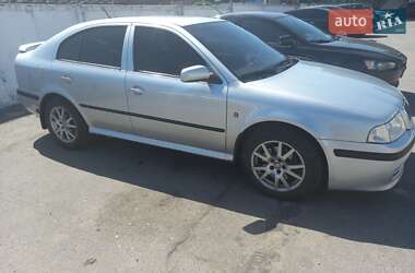 Лифтбек Skoda Octavia 2006 в 