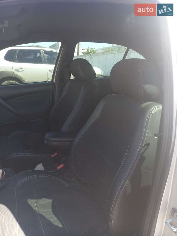 Лифтбек Skoda Octavia 2006 в Сумах