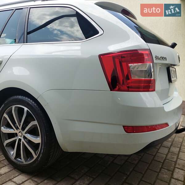 Універсал Skoda Octavia 2015 в Дніпрі