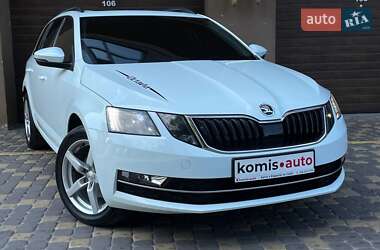 Універсал Skoda Octavia 2018 в  фото 29 Універсал Skoda Octavia 2018 в