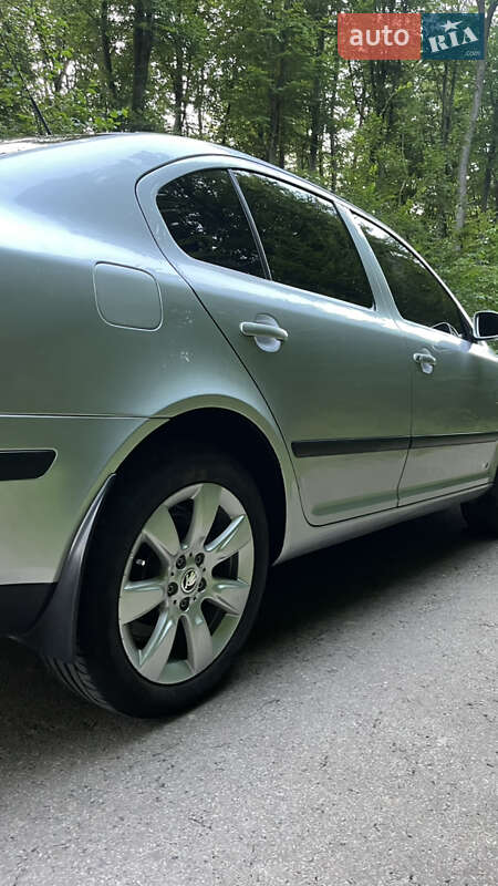 Ліфтбек Skoda Octavia 2008 в Львові