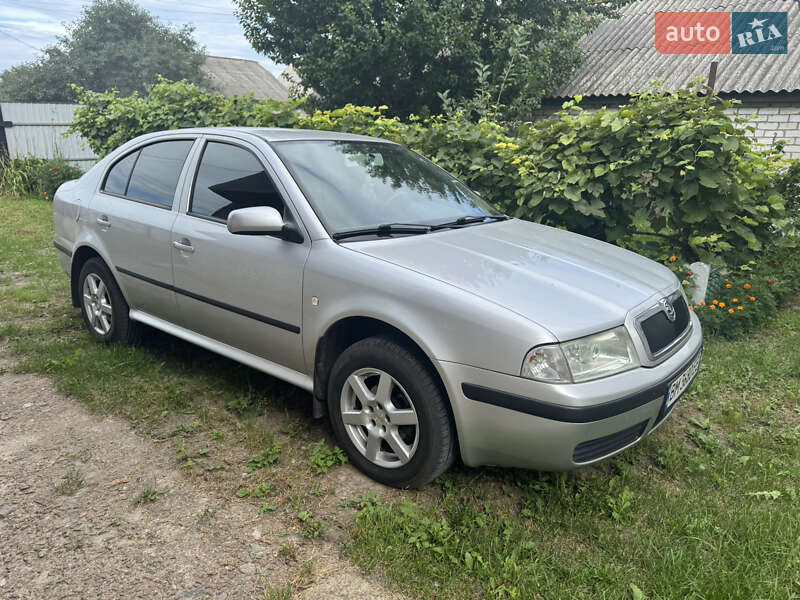 Лифтбек Skoda Octavia 2006 в Кролевце