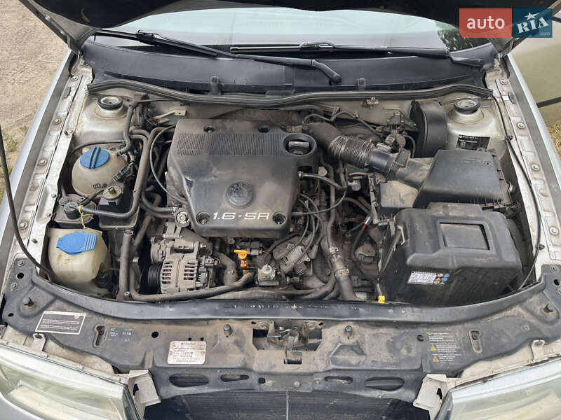 Лифтбек Skoda Octavia 2006 в Кролевце