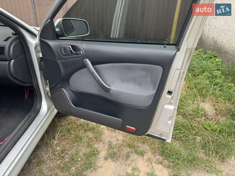 Лифтбек Skoda Octavia 2006 в Кролевце