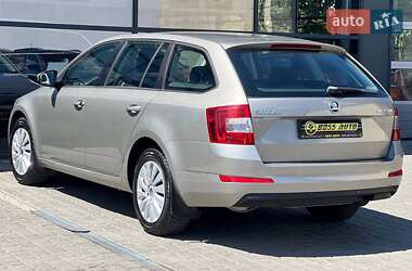 Универсал Skoda Octavia 2015 в 