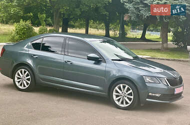 Ліфтбек Skoda Octavia 2019 в Рівному