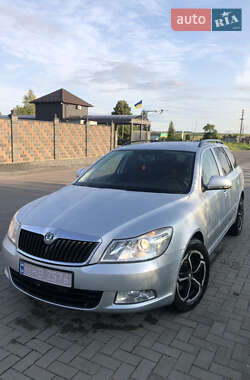 Универсал Skoda Octavia 2010 в Цумани