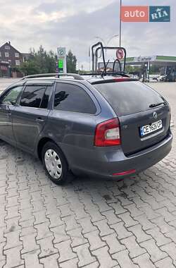 Универсал Skoda Octavia 2012 в 