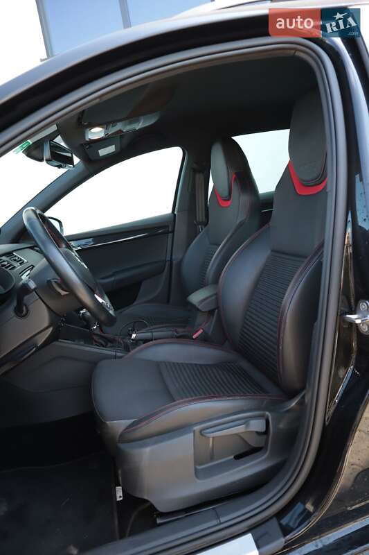 Универсал Skoda Octavia 2015 в Луцке фото 11 Универсал Skoda Octavia 2015 в Луцке