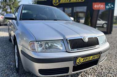Лифтбек Skoda Octavia 2010 в 