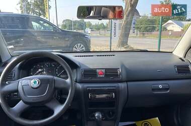 Лифтбек Skoda Octavia 2010 в 