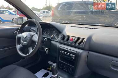 Лифтбек Skoda Octavia 2010 в 