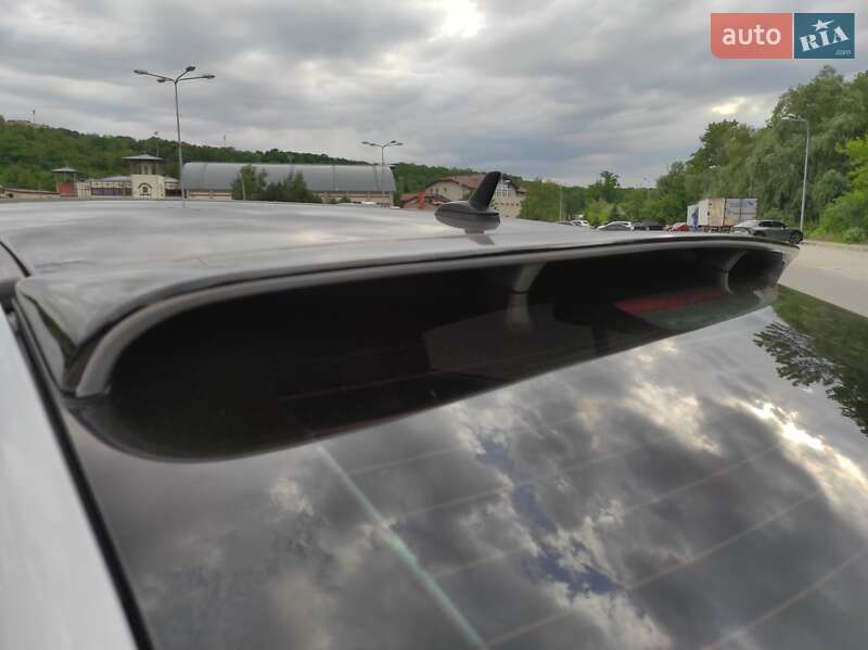 Лифтбек Skoda Octavia 2002 в Днепре