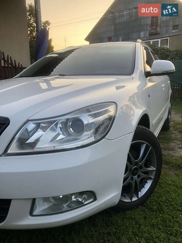 Универсал Skoda Octavia 2012 в Хусте