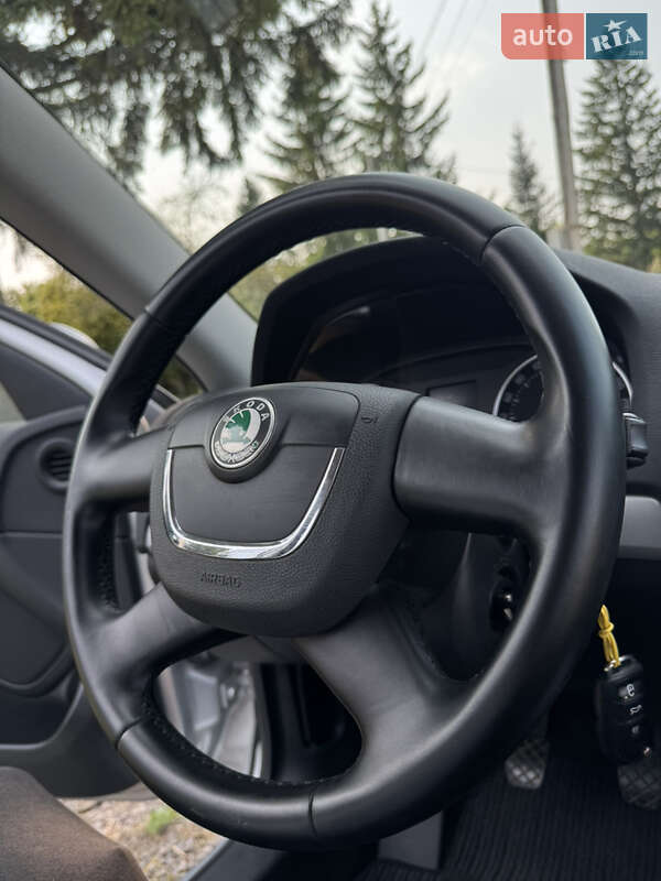 Универсал Skoda Octavia 2013 в Лубнах