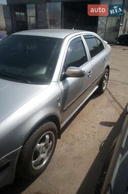 Лифтбек Skoda Octavia 2002 в Сумах