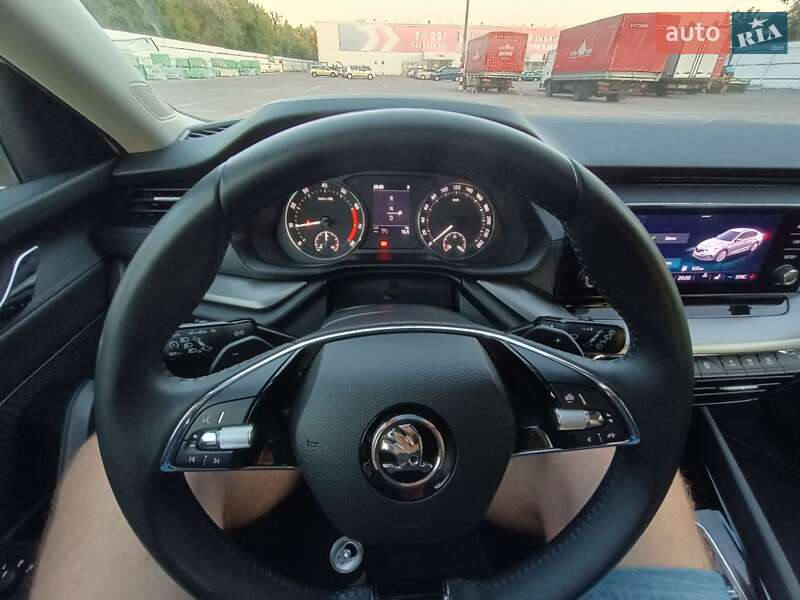 Лифтбек Skoda Octavia 2023 в Днепре