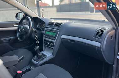 Лифтбек Skoda Octavia 2013 в 
