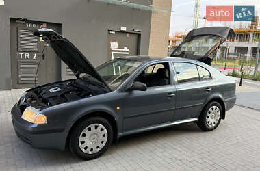 Ліфтбек Skoda Octavia 2006 в Львові