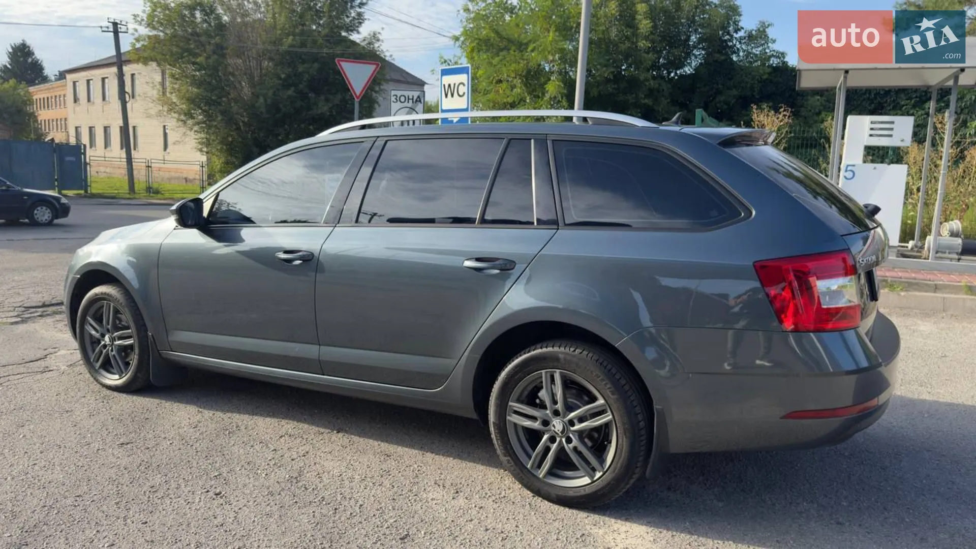 2017 Skoda Octavia - мініатюра 10