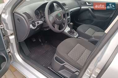 Универсал Skoda Octavia 2009 в 