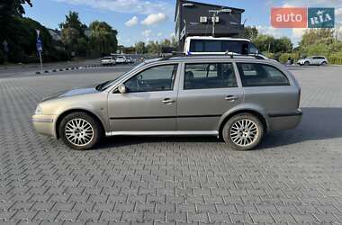 Универсал Skoda Octavia 2008 в Зборове