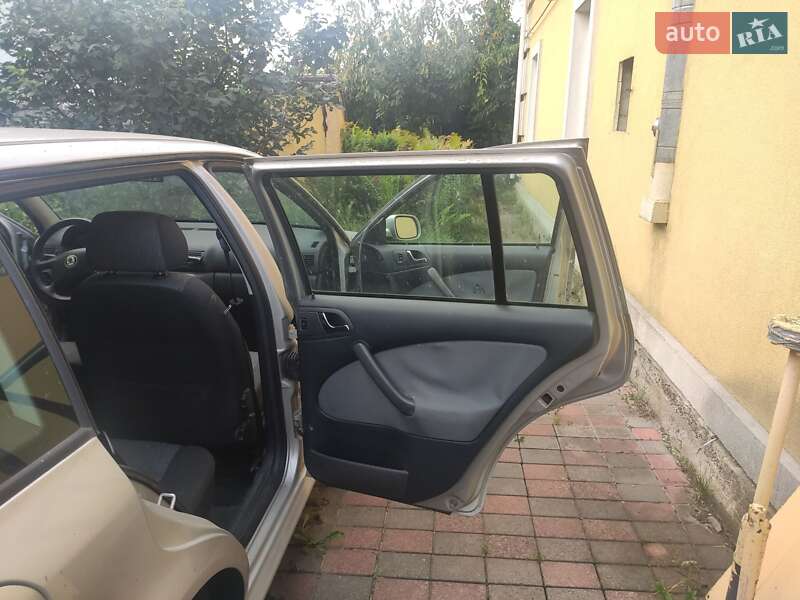 Универсал Skoda Octavia 2001 в Киеве