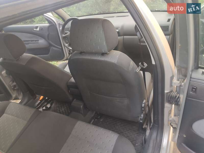 Универсал Skoda Octavia 2001 в Киеве