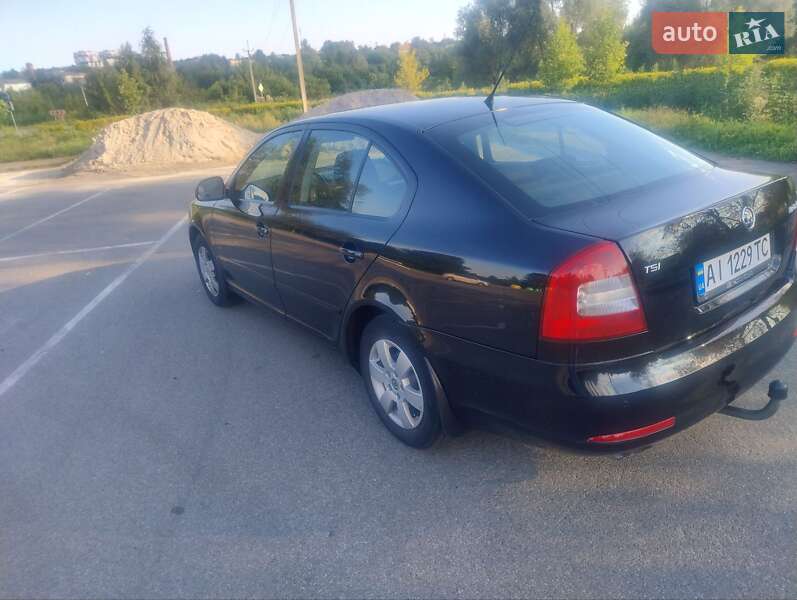 Ліфтбек Skoda Octavia 2009 в Бучі