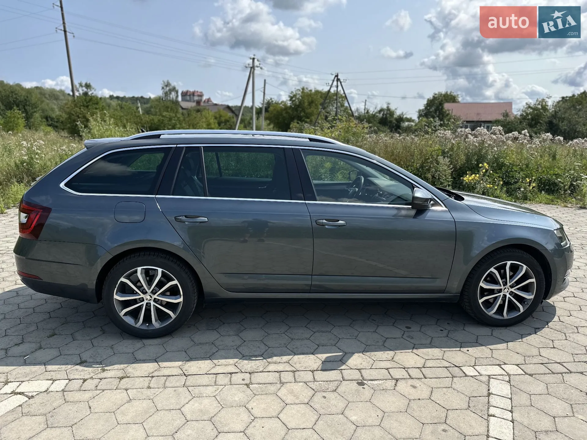 2019 Skoda Octavia - мініатюра 8