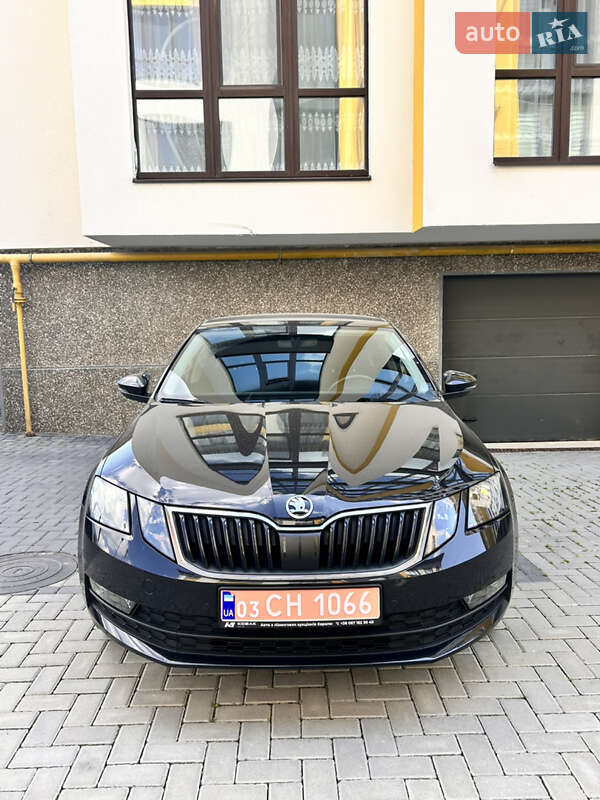 Лифтбек Skoda Octavia 2019 в Ивано-Франковске