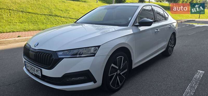 Лифтбек Skoda Octavia 2023 в Киеве