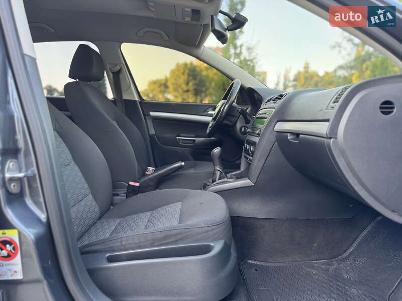 Лифтбек Skoda Octavia 2012 в Киеве