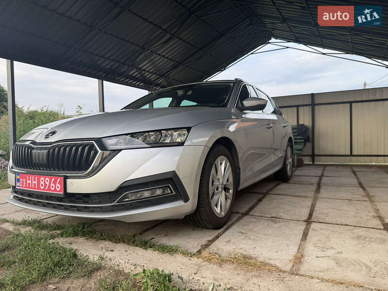 Универсал Skoda Octavia 2022 в Киеве