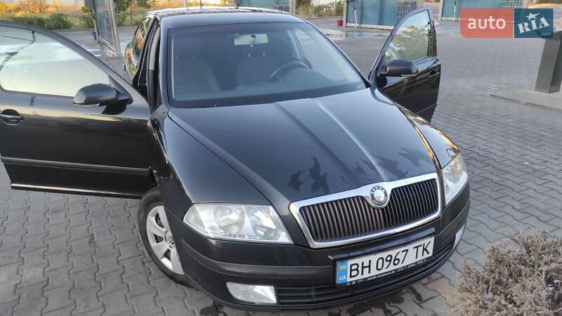 Лифтбек Skoda Octavia 2006 в Одессе